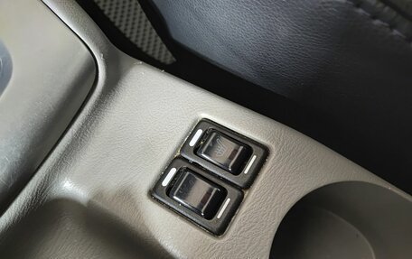 Subaru Forester, 2006 год, 900 000 рублей, 24 фотография