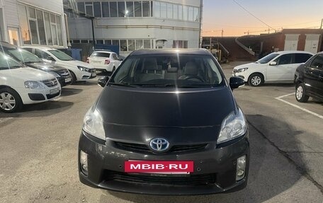 Toyota Prius, 2011 год, 1 015 000 рублей, 3 фотография