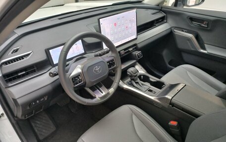 Toyota RAV4, 2026 год, 4 200 000 рублей, 8 фотография