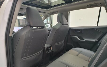 Toyota RAV4, 2026 год, 4 200 000 рублей, 15 фотография