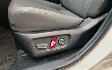 Toyota RAV4, 2026 год, 4 200 000 рублей, 13 фотография