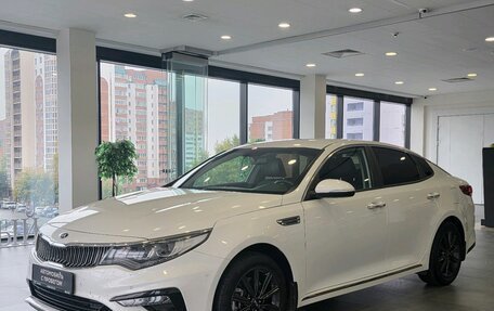 KIA Optima IV, 2019 год, 1 867 000 рублей, 2 фотография