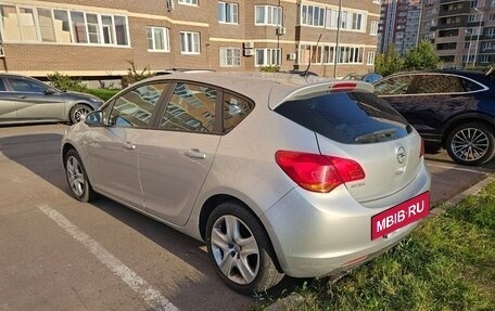 Opel Astra J, 2011 год, 600 000 рублей, 5 фотография