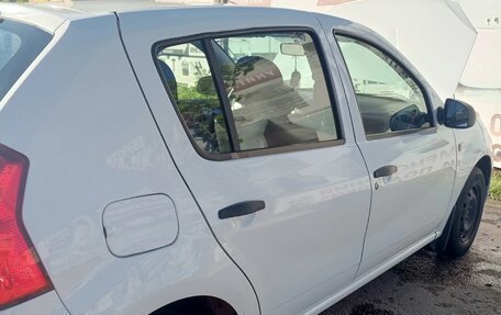 Renault Sandero I, 2014 год, 570 000 рублей, 3 фотография