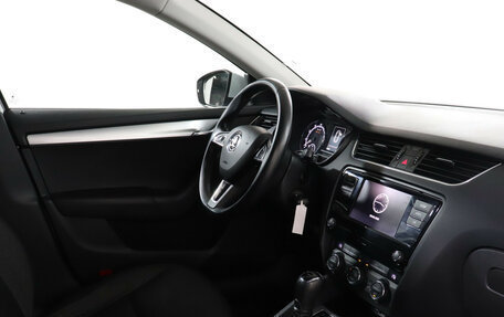 Skoda Octavia, 2018 год, 2 045 000 рублей, 9 фотография