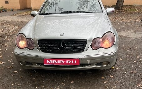 Mercedes-Benz C-Класс, 2000 год, 199 999 рублей, 1 фотография