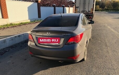Hyundai Solaris II рестайлинг, 2015 год, 411 000 рублей, 5 фотография