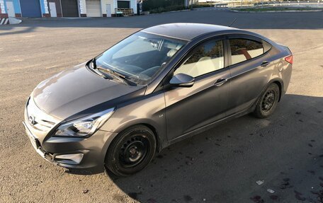 Hyundai Solaris II рестайлинг, 2015 год, 411 000 рублей, 8 фотография
