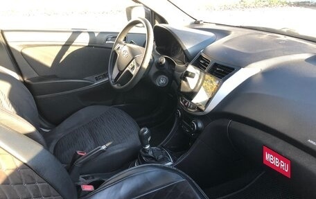 Hyundai Solaris II рестайлинг, 2015 год, 411 000 рублей, 10 фотография