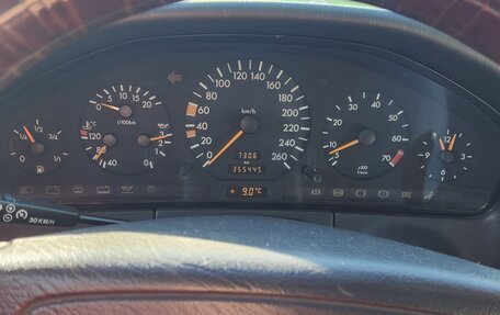 Mercedes-Benz S-Класс, 1996 год, 1 100 000 рублей, 22 фотография