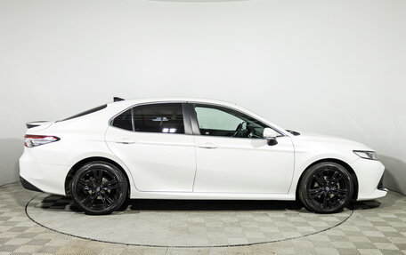 Toyota Camry, 2020 год, 2 450 000 рублей, 4 фотография