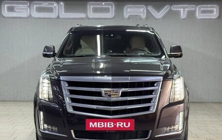 Cadillac Escalade IV, 2016 год, 3 700 000 рублей, 2 фотография