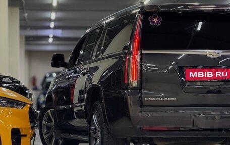 Cadillac Escalade IV, 2016 год, 3 700 000 рублей, 8 фотография