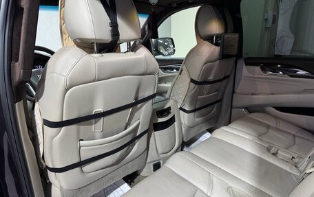Cadillac Escalade IV, 2016 год, 3 700 000 рублей, 30 фотография