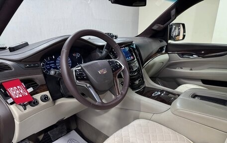 Cadillac Escalade IV, 2016 год, 3 700 000 рублей, 27 фотография