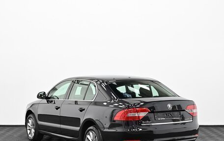Skoda Superb III рестайлинг, 2014 год, 1 049 000 рублей, 4 фотография