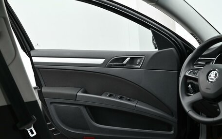 Skoda Superb III рестайлинг, 2014 год, 1 049 000 рублей, 11 фотография