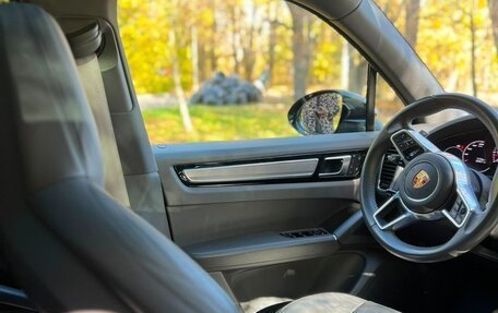 Porsche Cayenne III, 2022 год, 9 200 000 рублей, 8 фотография