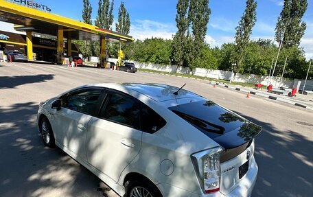 Toyota Prius, 2010 год, 730 000 рублей, 8 фотография