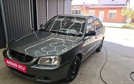 Hyundai Accent II, 2005 год, 385 000 рублей, 2 фотография