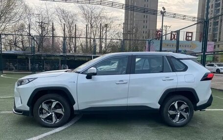 Toyota RAV4, 2024 год, 6 610 402 рублей, 3 фотография