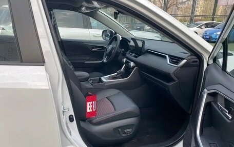 Toyota RAV4, 2024 год, 6 610 402 рублей, 6 фотография