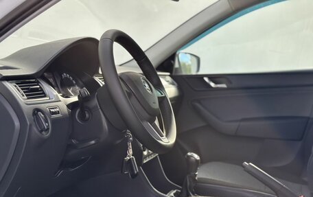 Skoda Rapid I, 2017 год, 1 250 000 рублей, 10 фотография