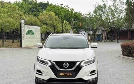 Nissan Qashqai, 2022 год, 1 450 000 рублей, 2 фотография