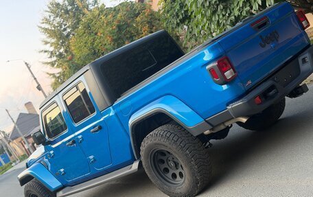 Jeep Gladiator, 2023 год, 6 000 000 рублей, 10 фотография