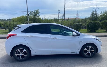 Hyundai i30 II рестайлинг, 2014 год, 990 000 рублей, 8 фотография