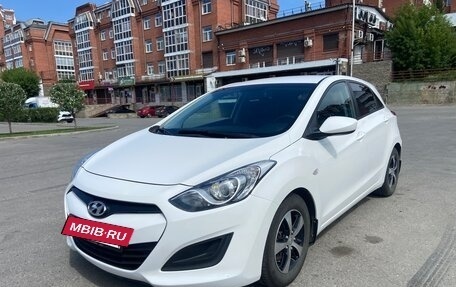 Hyundai i30 II рестайлинг, 2014 год, 990 000 рублей, 3 фотография