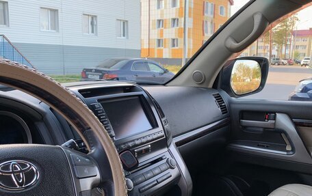 Toyota Land Cruiser 200, 2007 год, 2 250 000 рублей, 25 фотография