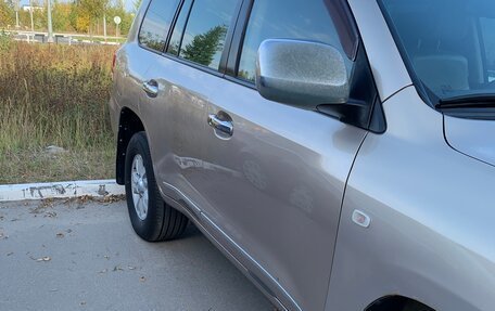 Toyota Land Cruiser 200, 2007 год, 2 250 000 рублей, 31 фотография