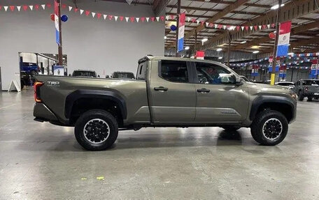 Toyota Tacoma, 2025 год, 6 922 350 рублей, 3 фотография