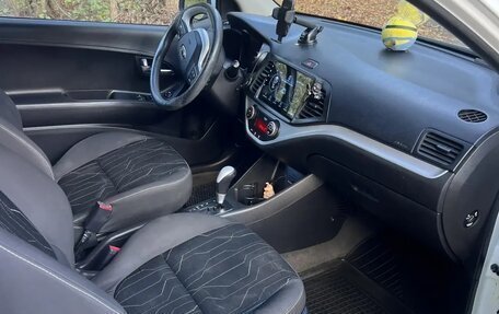 KIA Picanto II, 2011 год, 639 000 рублей, 9 фотография
