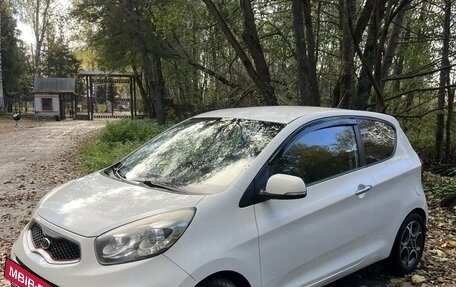 KIA Picanto II, 2011 год, 639 000 рублей, 2 фотография