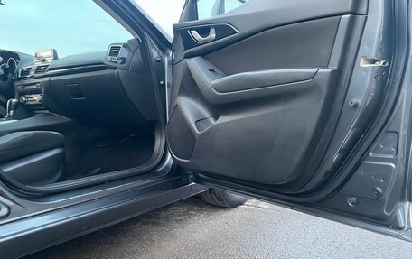 Mazda 3, 2013 год, 1 300 000 рублей, 2 фотография