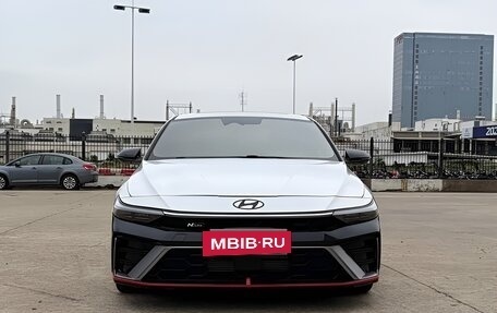 Hyundai Elantra, 2023 год, 2 080 000 рублей, 3 фотография