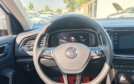 Volkswagen T-Roc I, 2022 год, 1 780 888 рублей, 9 фотография