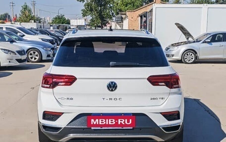 Volkswagen T-Roc I, 2022 год, 1 780 888 рублей, 5 фотография