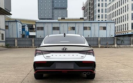 Hyundai Elantra, 2023 год, 1 385 000 рублей, 7 фотография