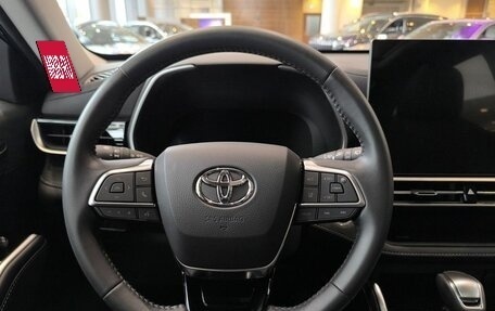Toyota Highlander, 2026 год, 5 600 000 рублей, 14 фотография