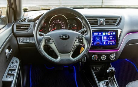 KIA Rio III рестайлинг, 2015 год, 998 000 рублей, 25 фотография