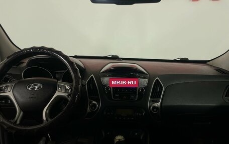 Hyundai ix35 I рестайлинг, 2011 год, 820 000 рублей, 9 фотография