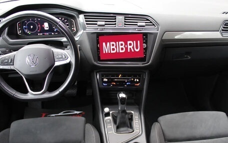 Volkswagen Tiguan II, 2023 год, 3 750 000 рублей, 7 фотография