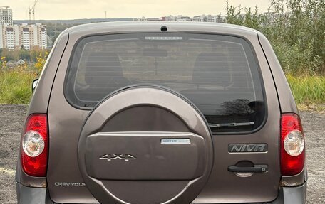 Chevrolet Niva I рестайлинг, 2014 год, 560 000 рублей, 6 фотография