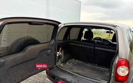 Chevrolet Niva I рестайлинг, 2014 год, 560 000 рублей, 14 фотография