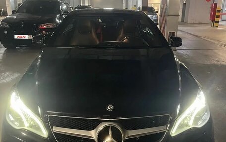Mercedes-Benz E-Класс, 2015 год, 2 290 000 рублей, 13 фотография