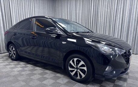 Hyundai Solaris II рестайлинг, 2021 год, 1 470 000 рублей, 2 фотография