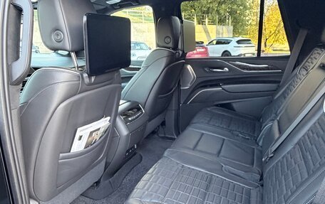 Cadillac Escalade V, 2021 год, 8 400 000 рублей, 11 фотография